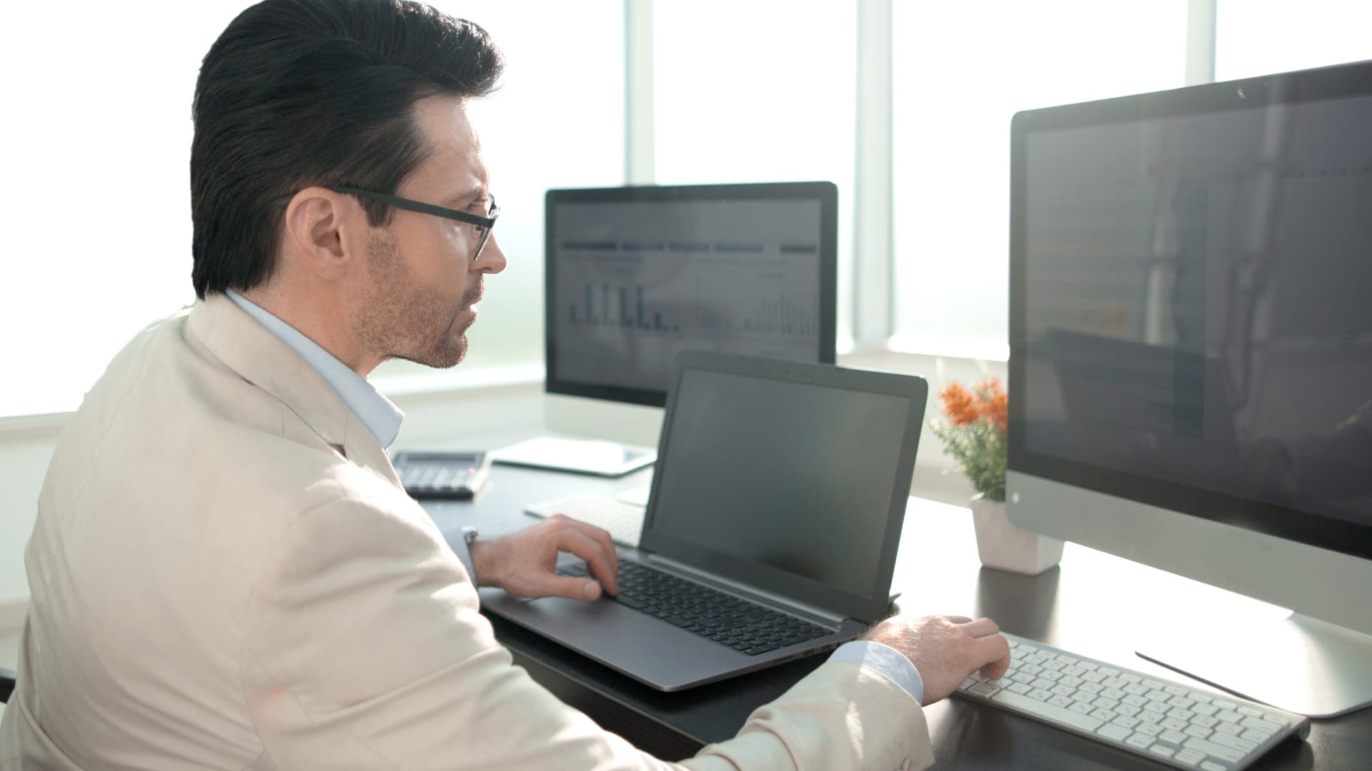 Live PC-Bildschirm überwachen für effektive Netzwerksicherheit