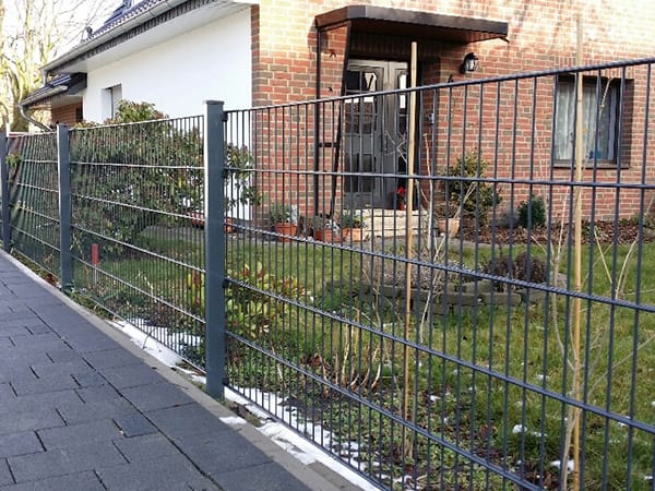 Doppelte Maschendrahtzäune für Schulen: Eine Lektion in Sachen Sicherheit