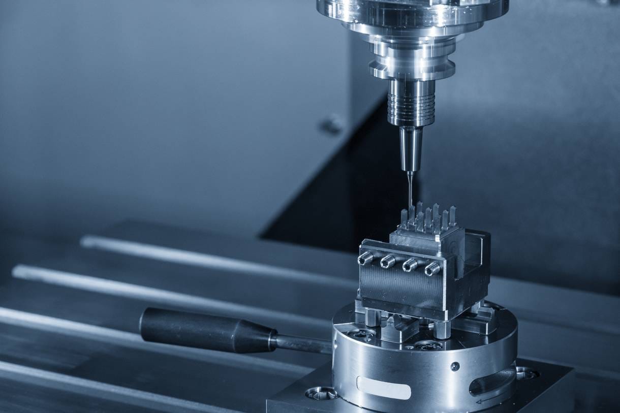 Zuverlässiger CNC-Bearbeitungsservice für Metall- und Kunststoffteile